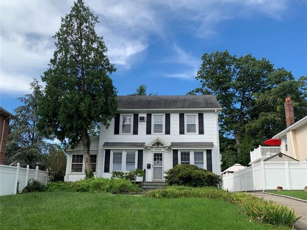 8706 Palo Alto Street, Holliswood, NY 11423