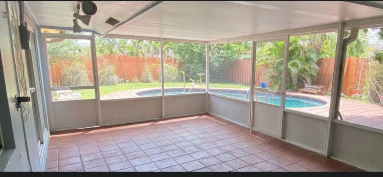 5221 NE 19th Avenue, Fort Lauderdale, FL 33308 Photo