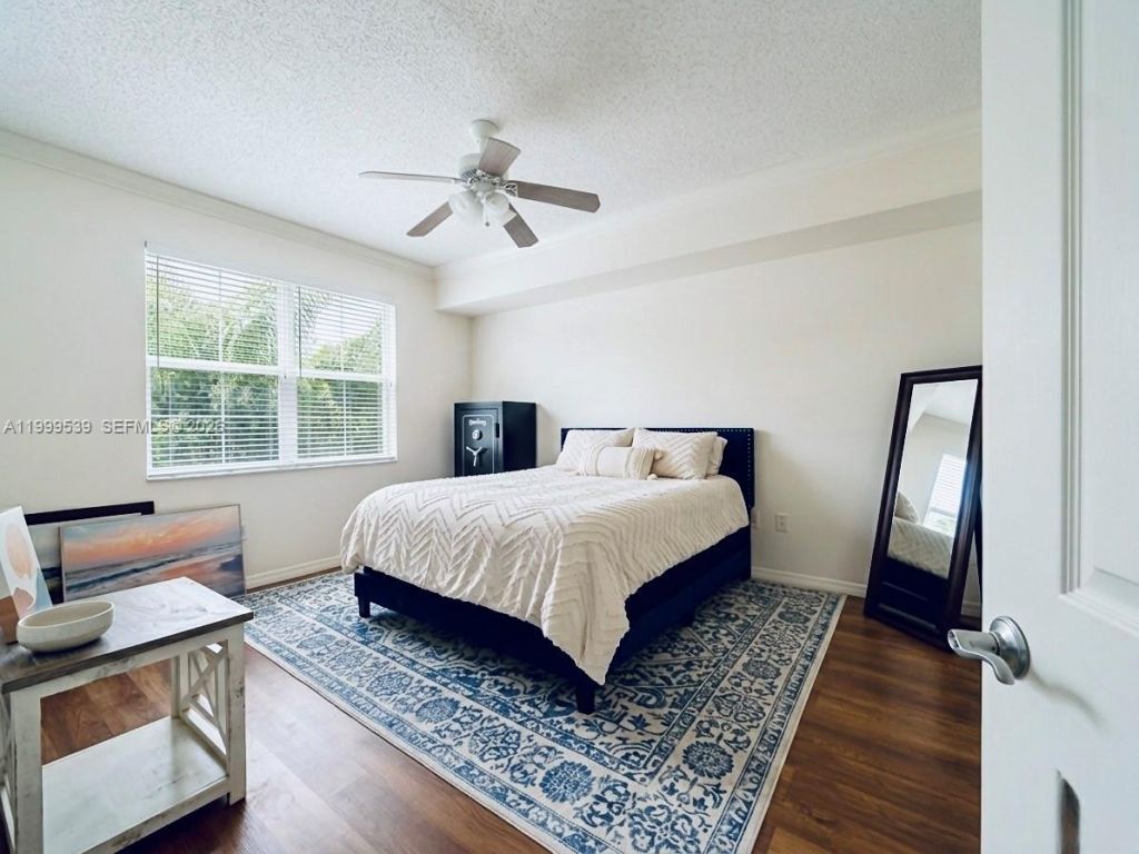 26 Royal Palm Way, Unit 201, Boca Raton, FL 33432 Photo