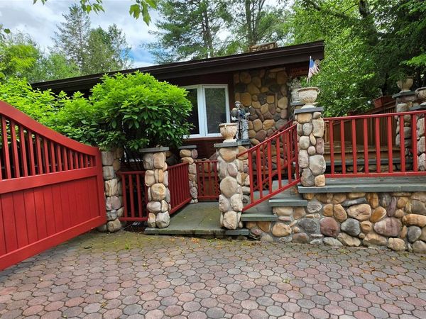 12 Donenfeld Drive, Kauneonga Lake, NY 12749