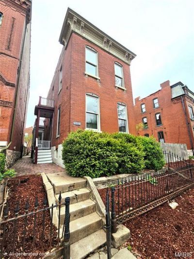 2421 S 13th Street, Saint Louis, MO 63104 Main Photo