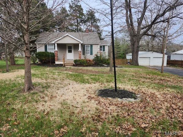 414 Middletown Road , Warrenton, MO 63383