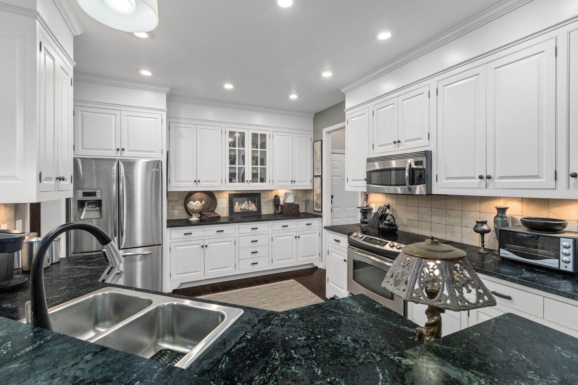 2722 Seastrand Lane Photo 15