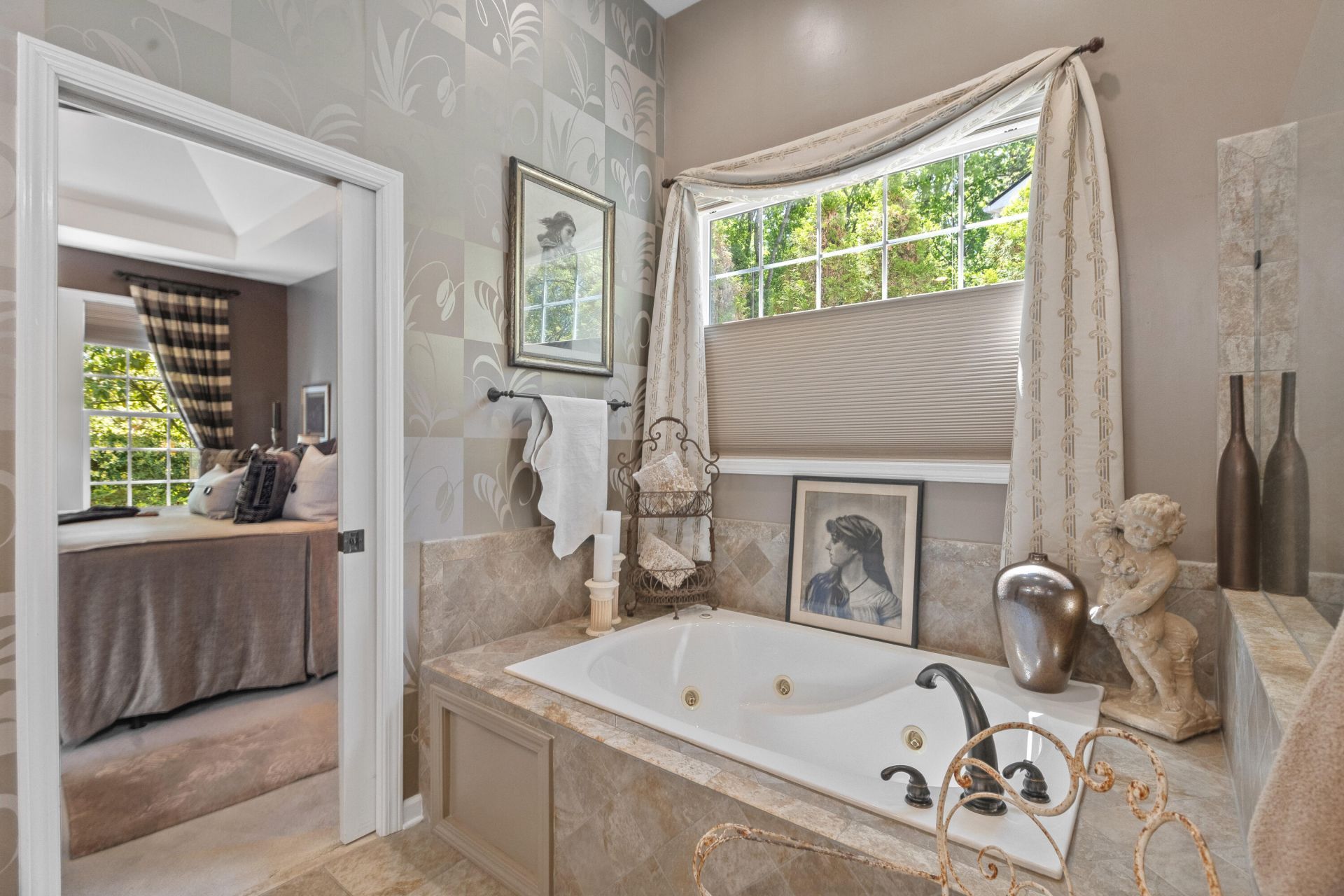 2722 Seastrand Lane Photo 23