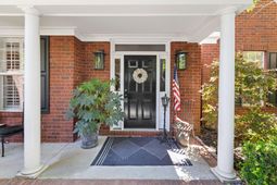 2722 Seastrand Lane photo 4