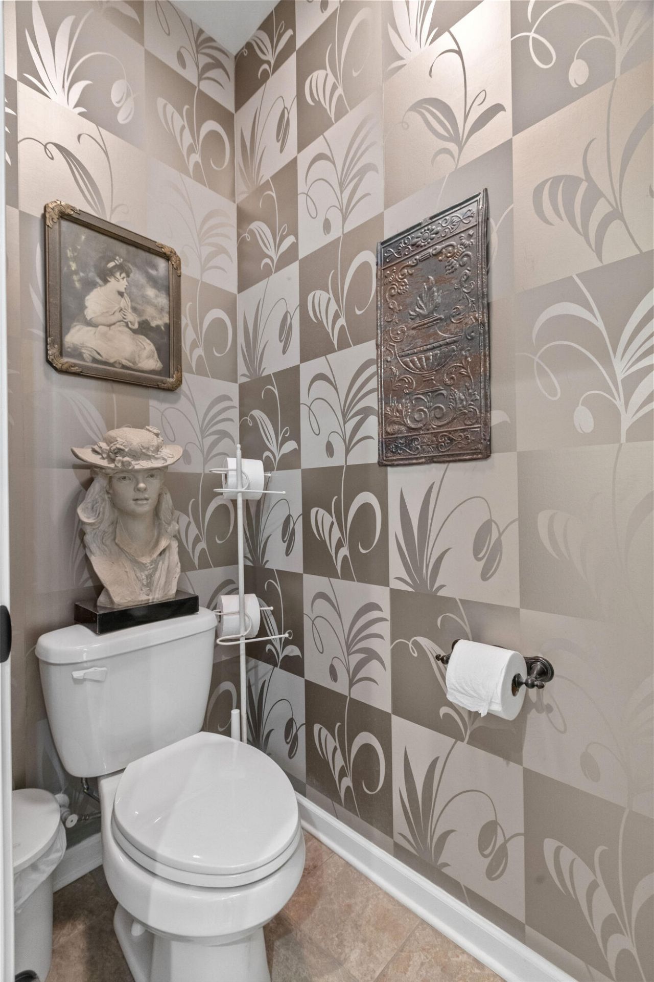 2722 Seastrand Lane Photo 31