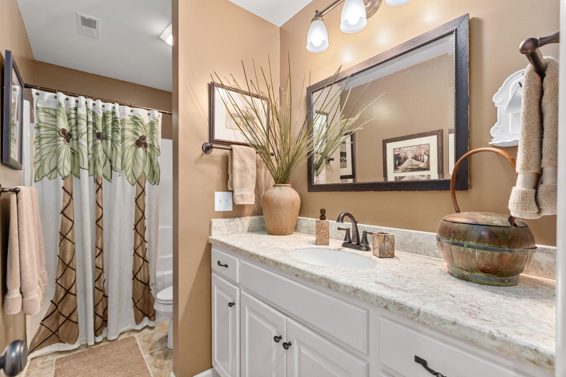 2722 Seastrand Lane Photo 37