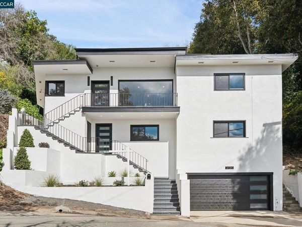 2090 Wrenn, Oakland, CA 94602