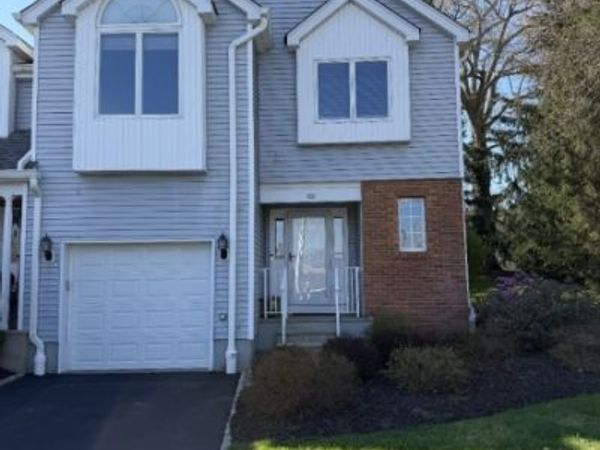 150 Chateau Thierry Ave, Madison, NJ 07940