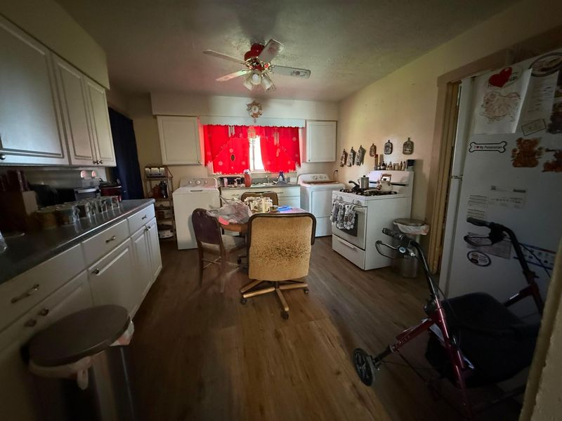 1222 E Paint Street, Washington Court House, OH 43160 Photo 3