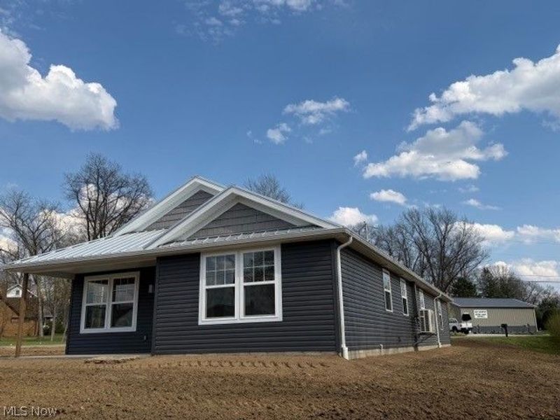 6446 Navarre Road SW, Navarre, OH 44662 Photo 2