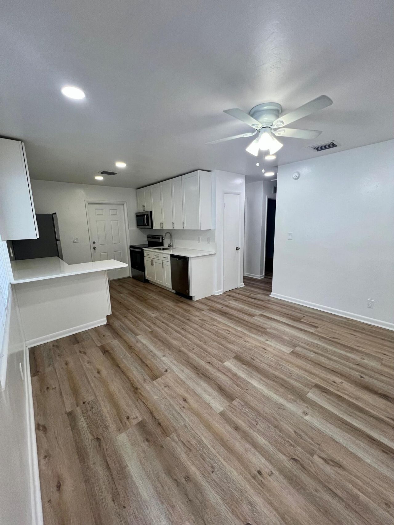 1235 Beach Road, Unit 3, Palm Beach Shores, FL 33404 Photo