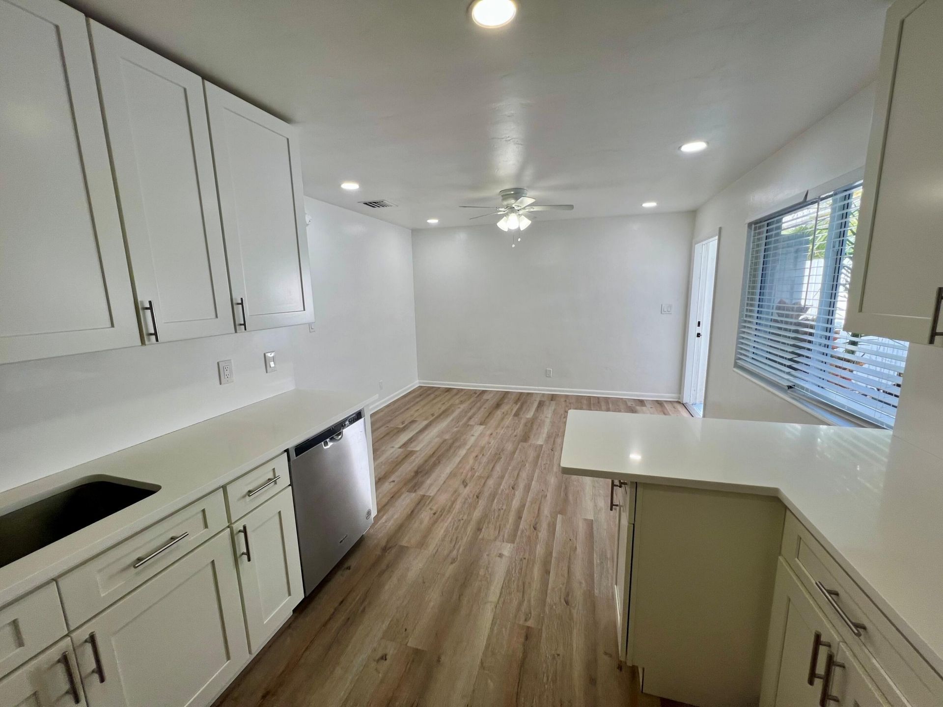 1235 Beach Road, Unit 3, Palm Beach Shores, FL 33404 Photo