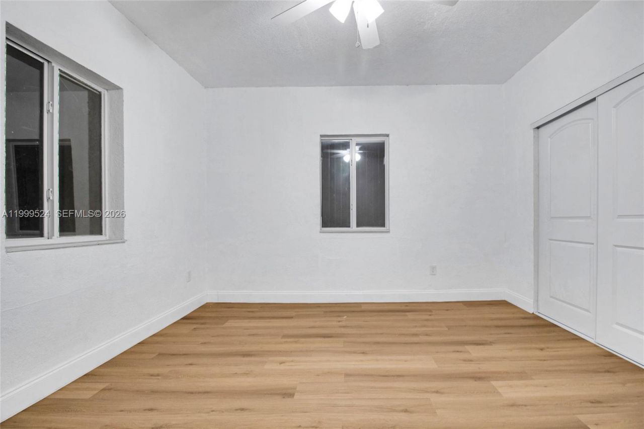 1925 NW 49th St, Miami, FL 33142 Photo