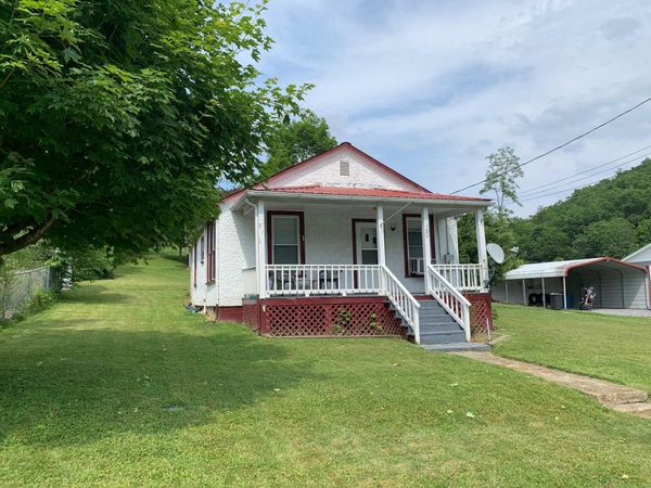 129 Harper St, White Sulphur Springs, WV 24986