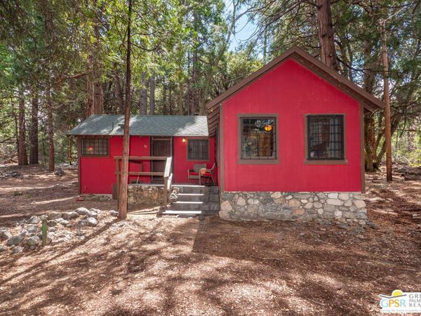 76 Seven Oaks Trail, Angelus Oaks, CA 92305