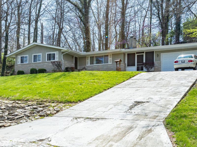 70 Riverside Drive, Galloway, OH 43119 Photo 2