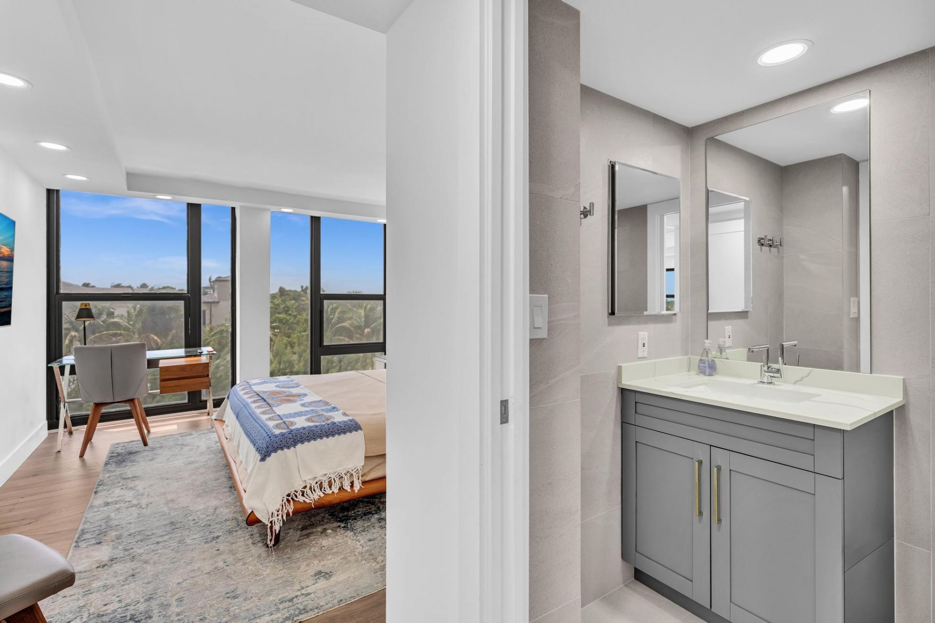 2175 S Ocean Boulevard, Unit 305, Delray Beach, FL 33483 Photo