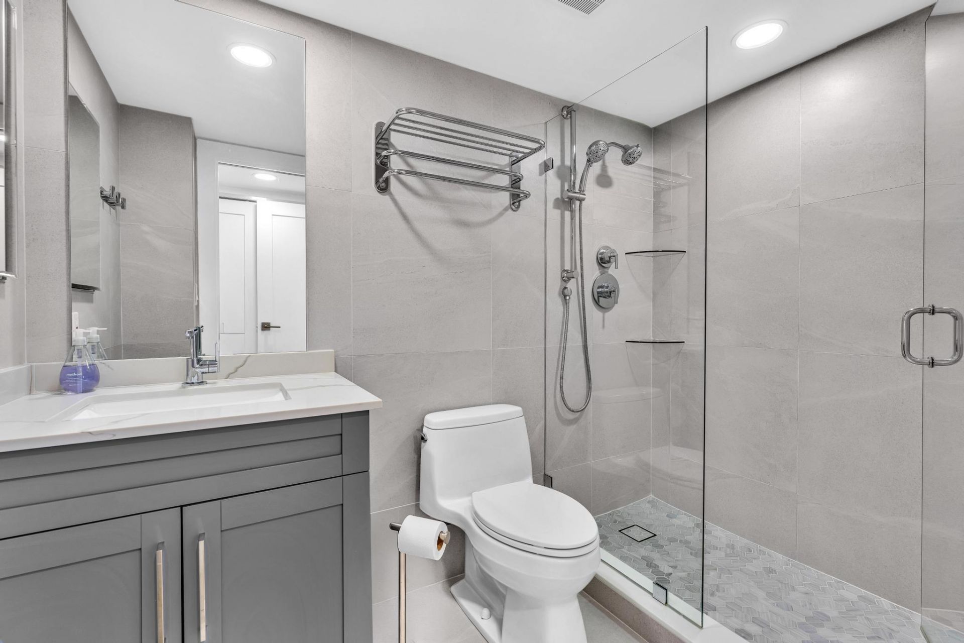 2175 S Ocean Boulevard, Unit 305, Delray Beach, FL 33483 Photo