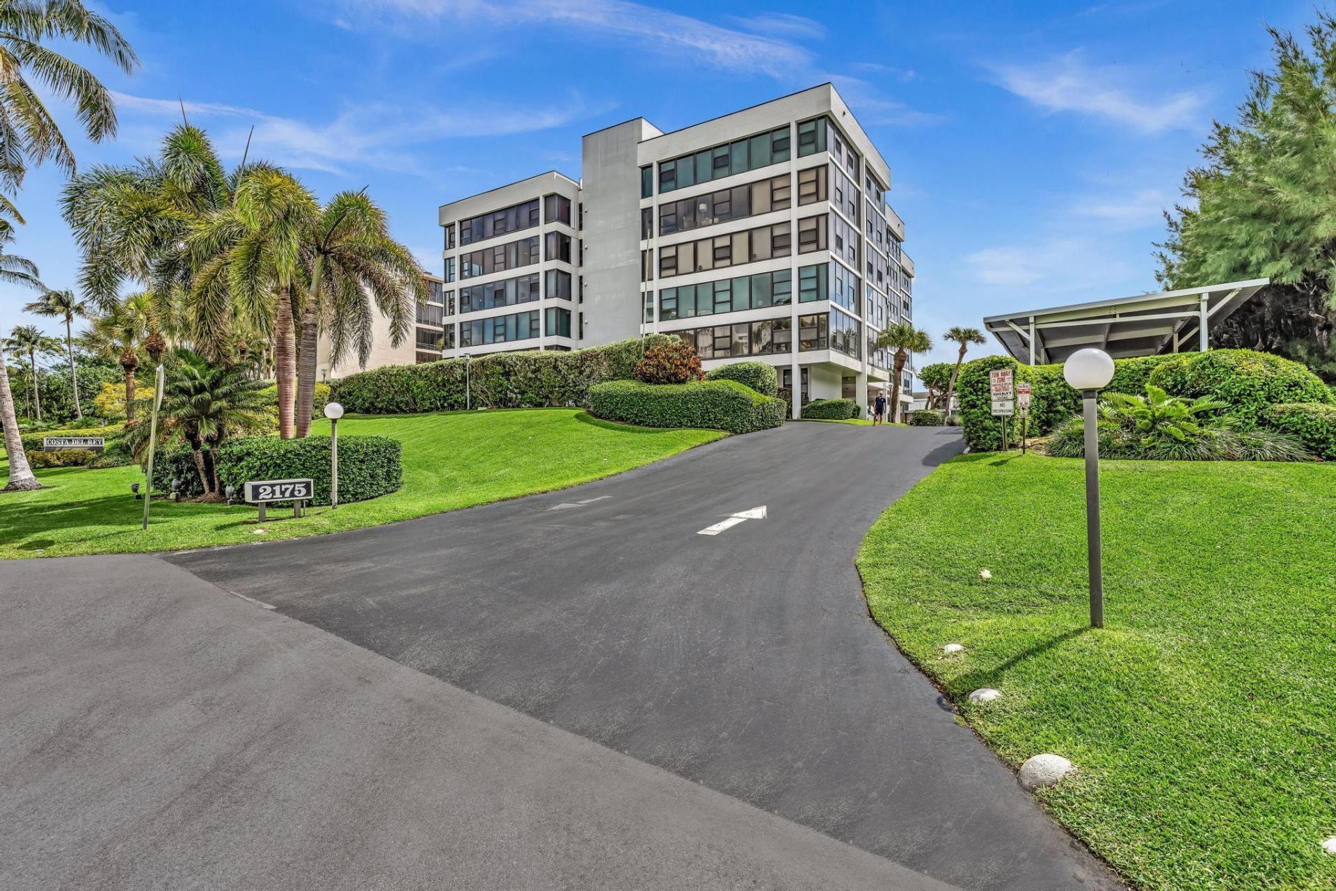 2175 S Ocean Boulevard, Unit 305, Delray Beach, FL 33483 Photo