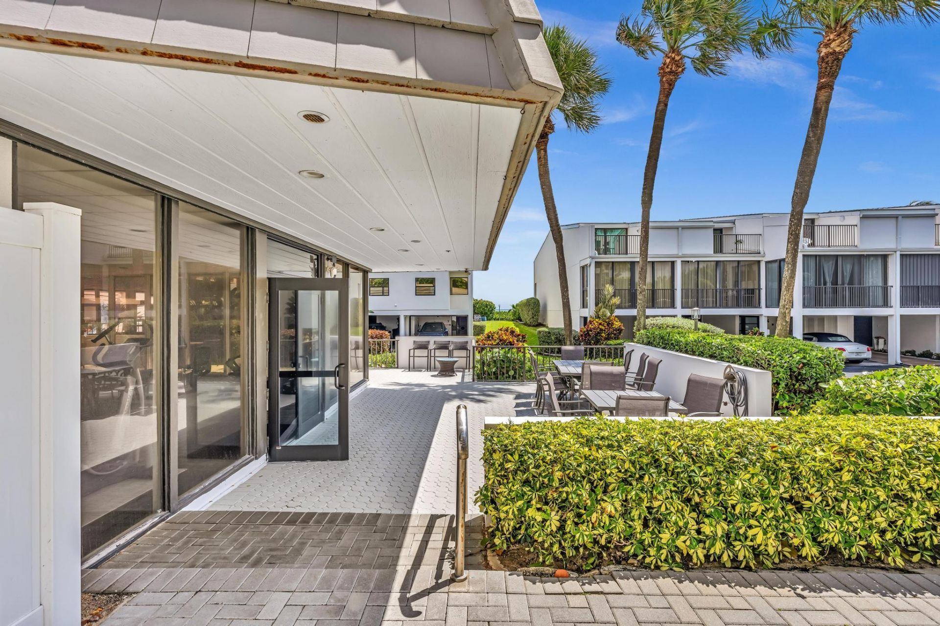 2175 S Ocean Boulevard, Unit 305, Delray Beach, FL 33483 Photo