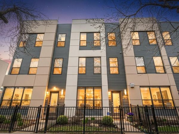 3117 N Karlov Avenue, Chicago, IL 60641