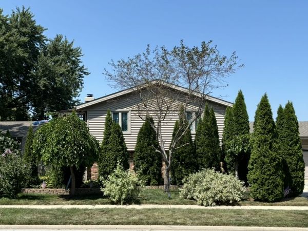 856 Quail Drive, Bradley, IL 60915