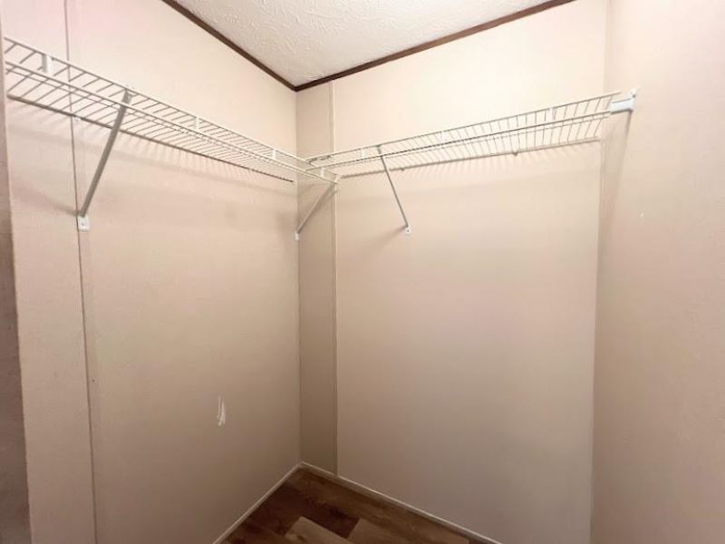 499 Keystone Ln. Photo 13