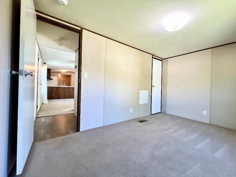 499 Keystone Ln. Photo 14