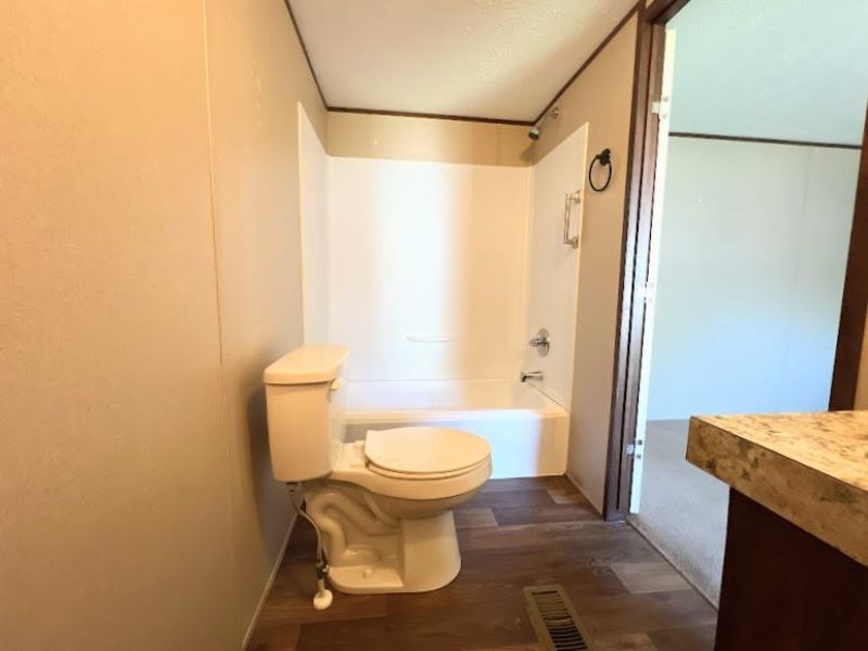 499 Keystone Ln. Photo 16