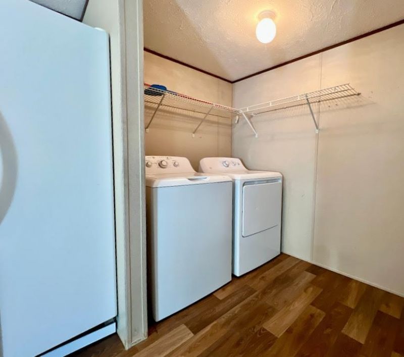 499 Keystone Ln. Photo 7