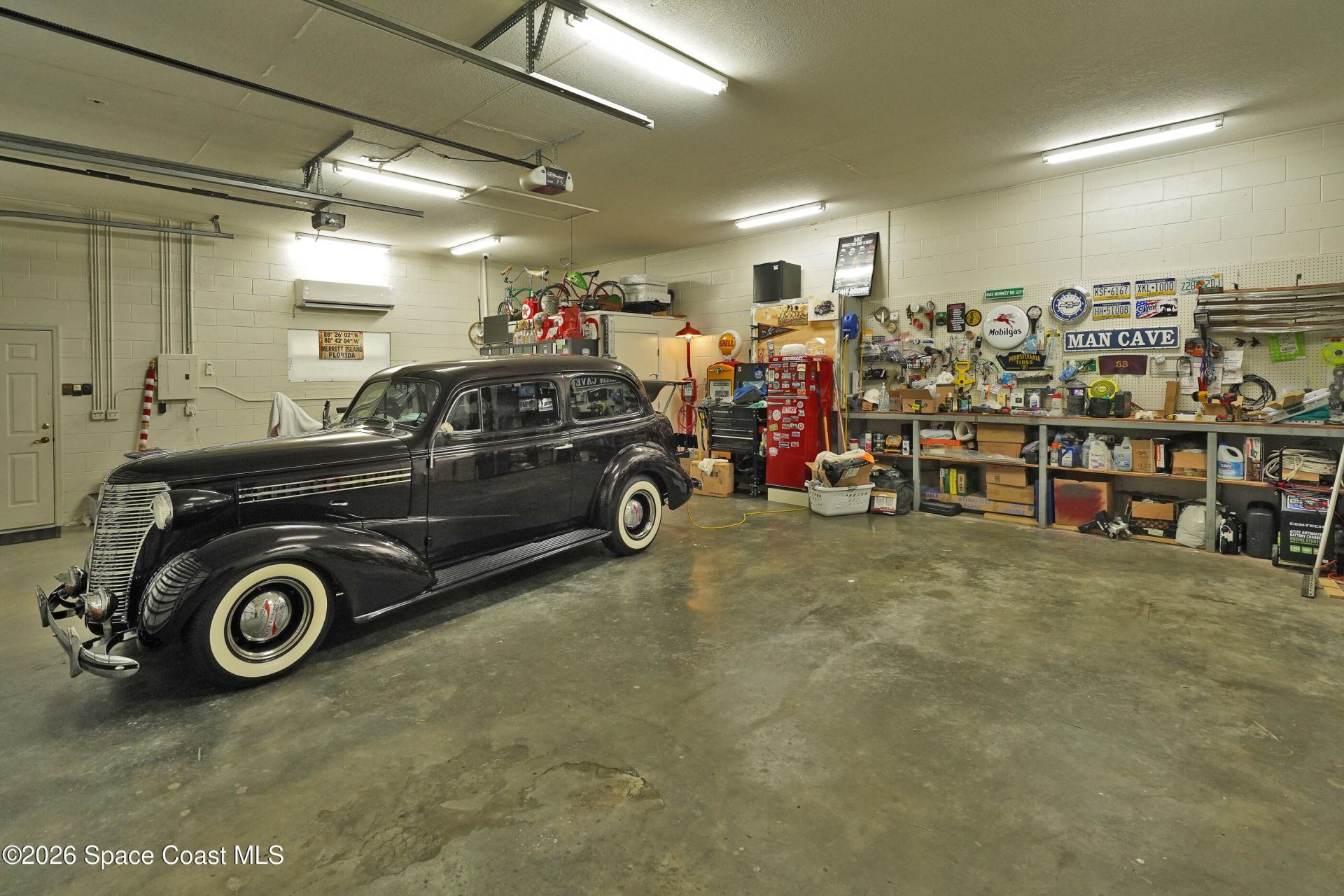 475 E Hall Road, Merritt Island, FL 32953 Photo