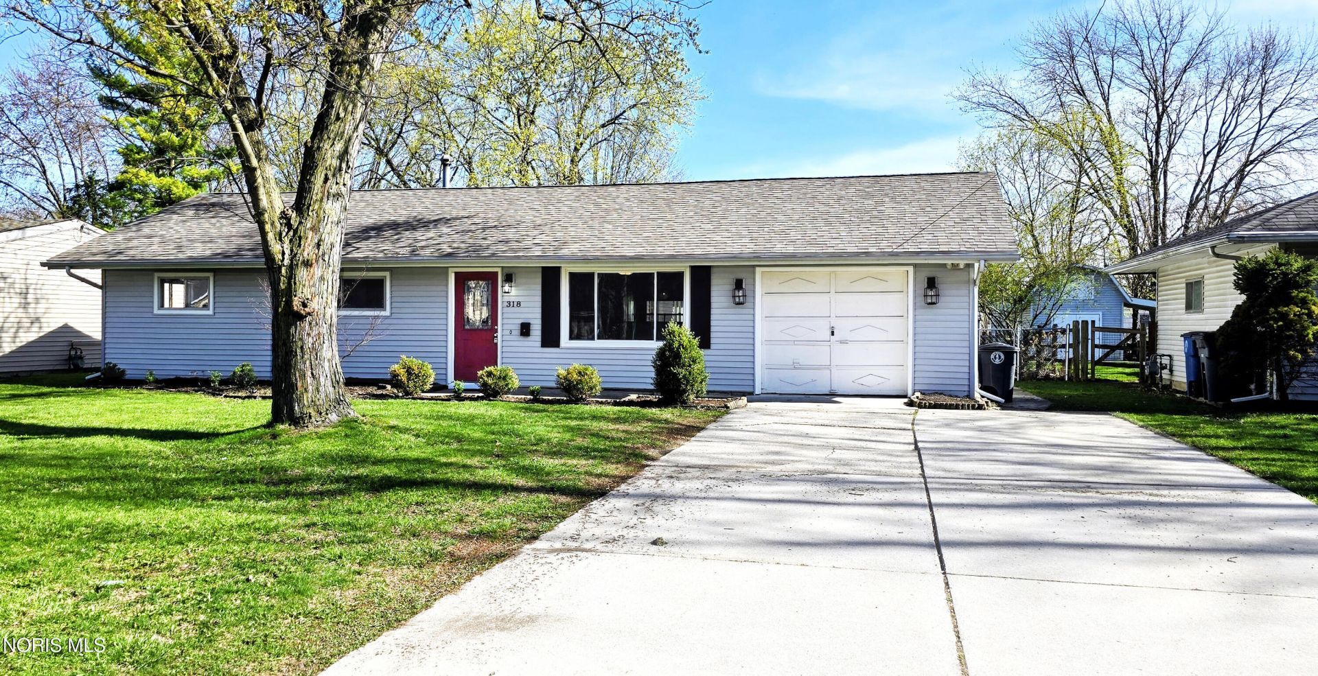 318 W South Boundary Street, Perrysburg, OH 43551 Main Photo