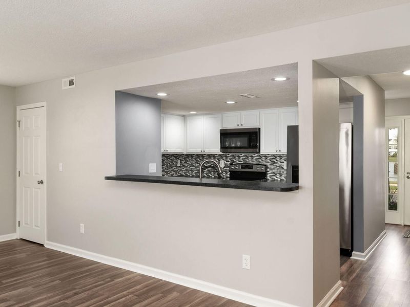 6335 Lakeview Drive W, Grove City, OH 43123 Photo 14