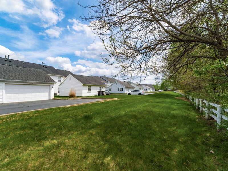 6335 Lakeview Drive W, Grove City, OH 43123 Photo 38