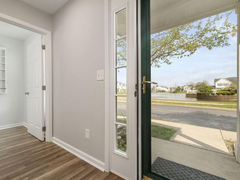 6335 Lakeview Drive W, Grove City, OH 43123 Photo 4