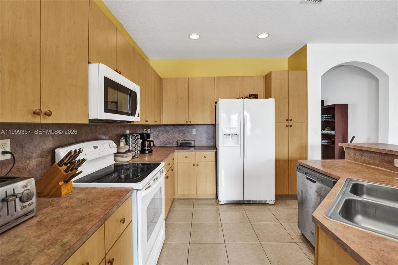 12795 SW 22nd St, Miramar, FL 33027 Photo