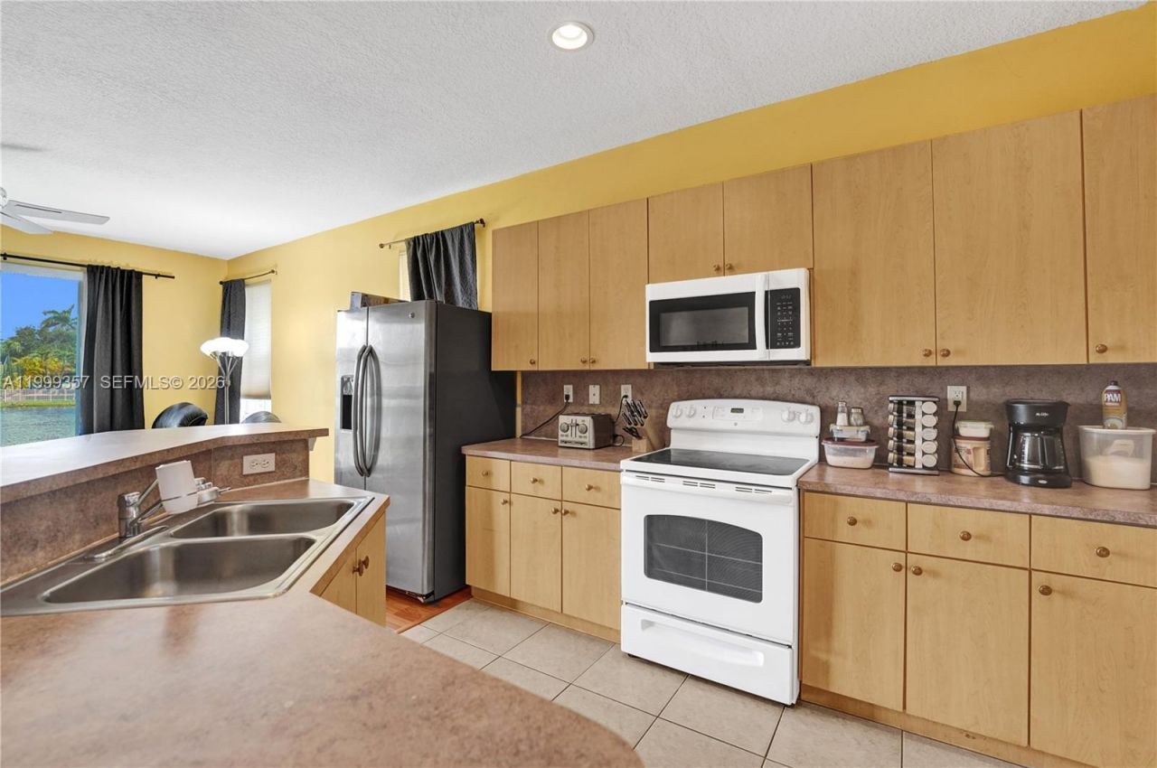 12795 SW 22nd St, Miramar, FL 33027 Photo