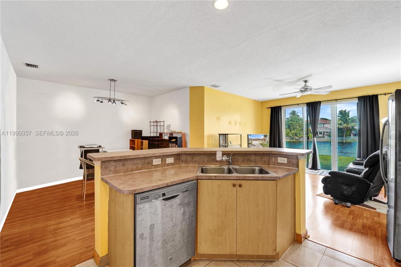 12795 SW 22nd St, Miramar, FL 33027 Photo