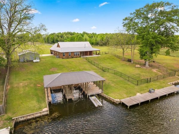 377 Robert Lacaze Road , Natchez, LA 71456