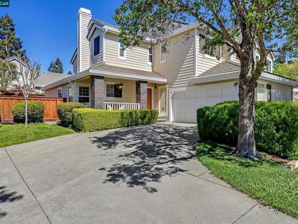 402 Chupcan Pl, Clayton, CA 94517