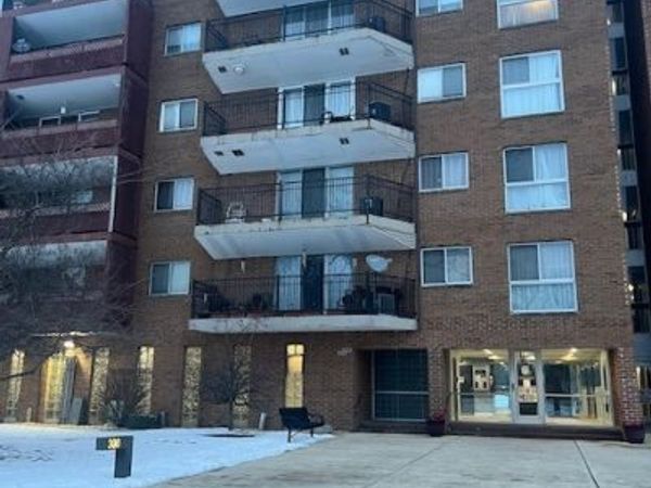 300 Park Avenue , Unit 437, Calumet City, IL 60409