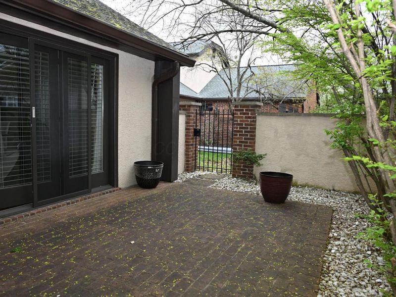 5713 Notre Dame Place , Columbus, OH 43213 Photo 7