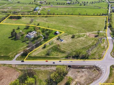 750 Elizabeth Station Road, Paris, KY 40361