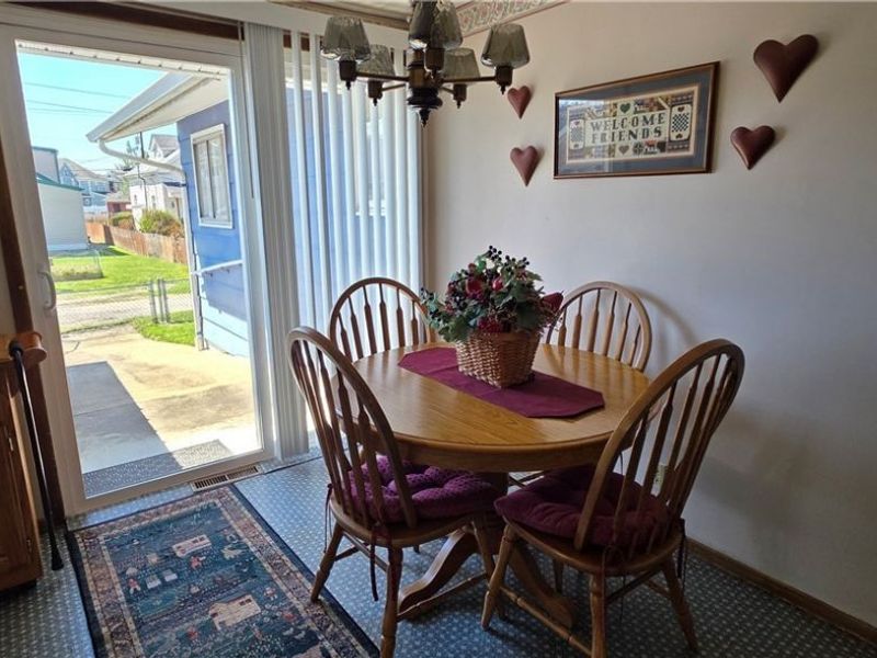 6 Thompson Lane, Shadyside, OH 43947 Photo 4