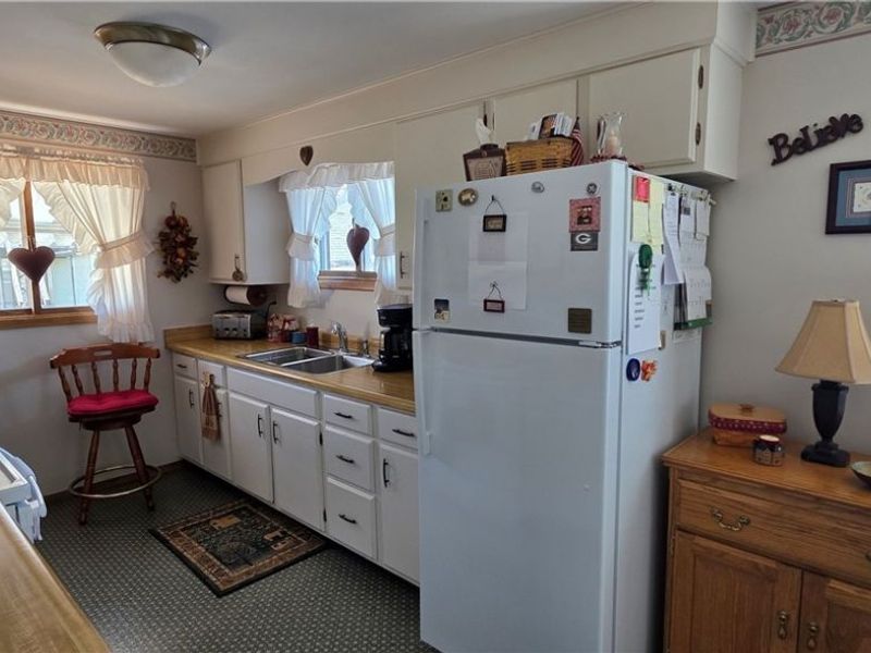 6 Thompson Lane, Shadyside, OH 43947 Photo 6