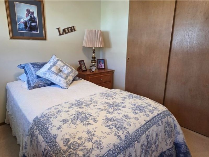 6 Thompson Lane, Shadyside, OH 43947 Photo 7