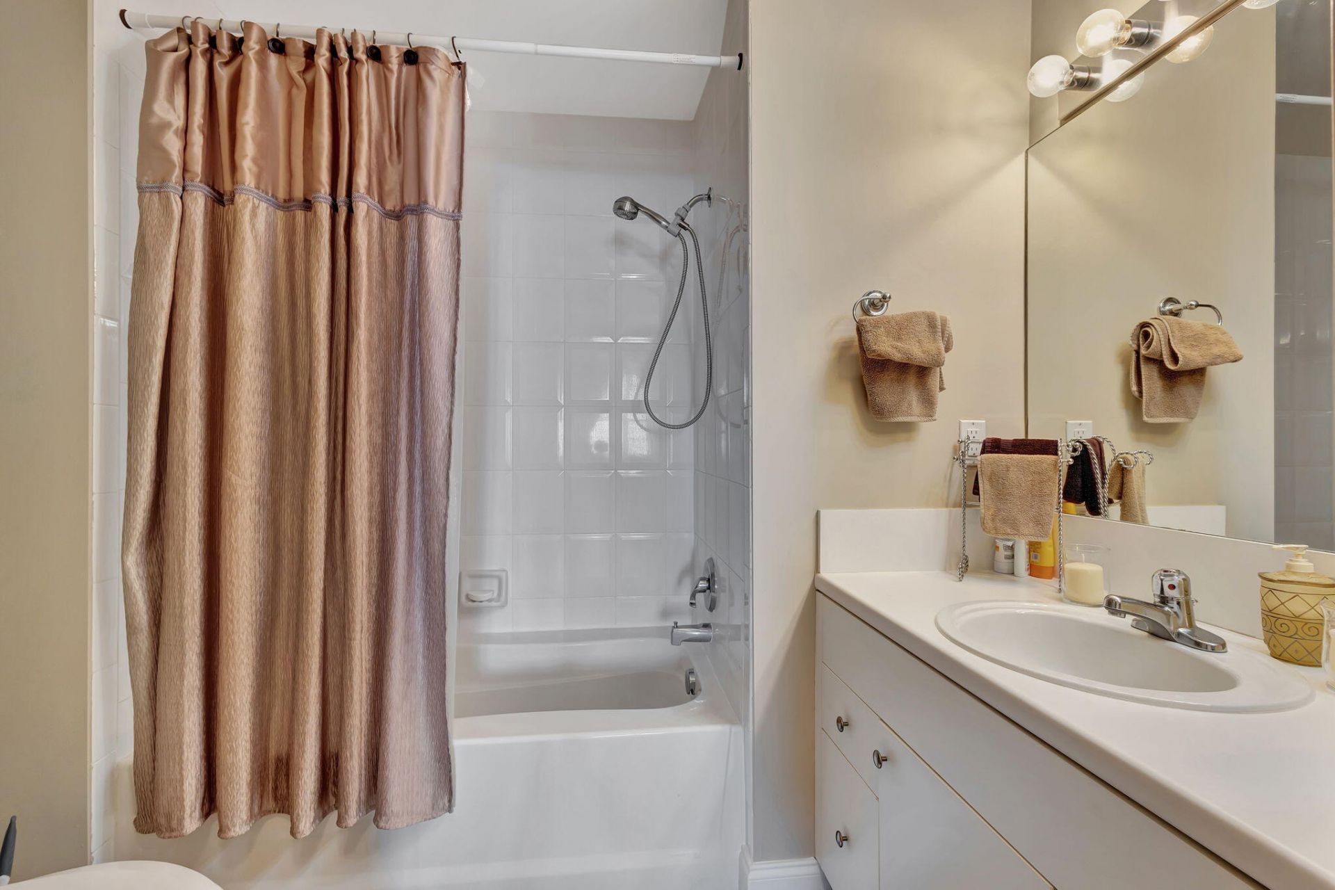 616 Clearwater Park Road, Unit Lp06, West Palm Beach, FL 33401 Photo