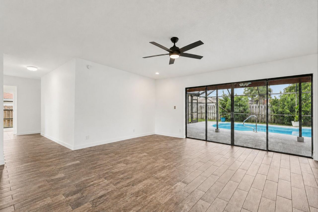 17679 Woodview Terrace, Boca Raton, FL 33487 Photo