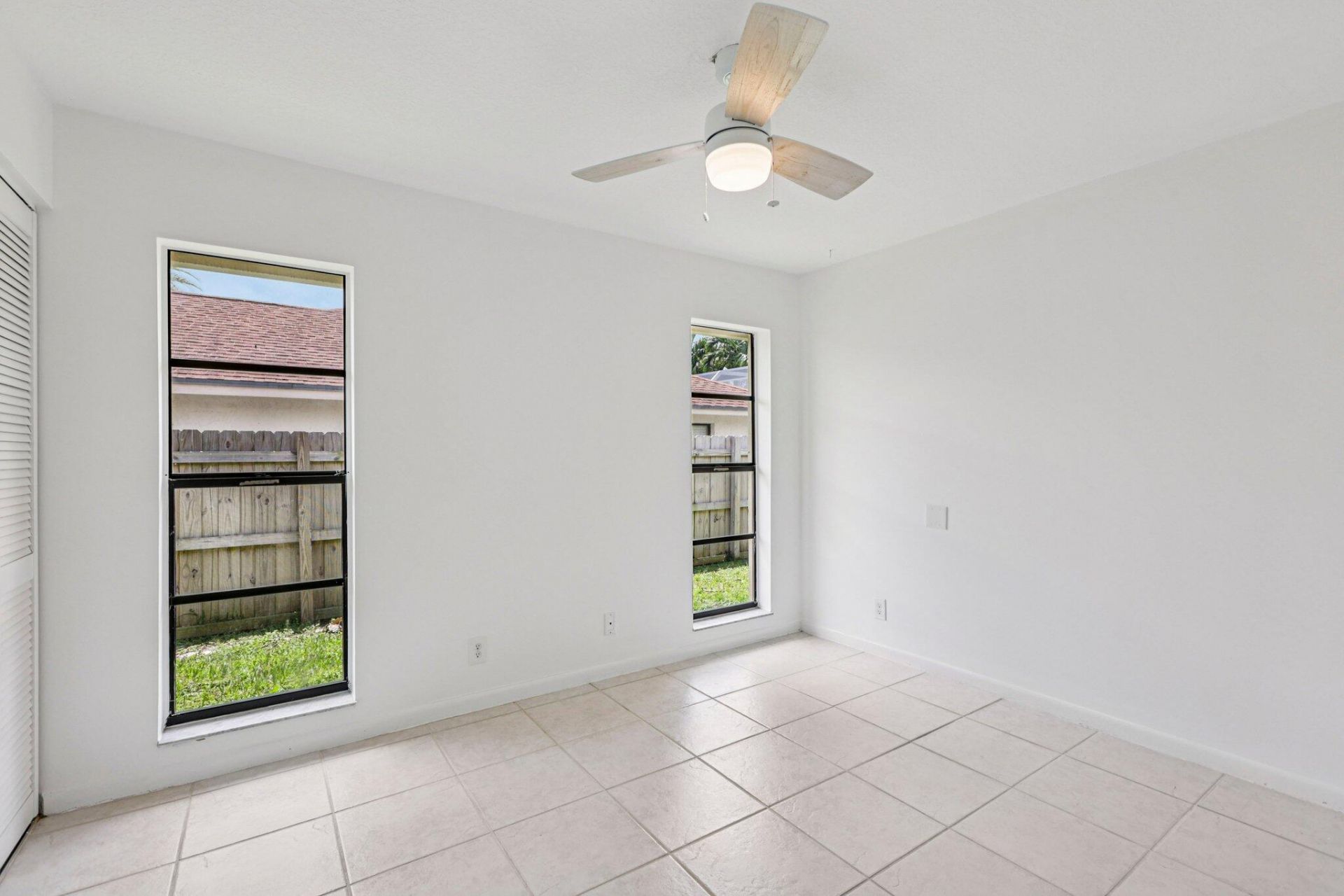 17679 Woodview Terrace, Boca Raton, FL 33487 Photo